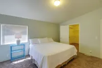 Smith River Home w/ Boat Launch & Ocean Views