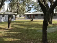 Oak Tree Inn
