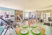 Deck, Fire Pit and Home Gym Quiet Bakersville Gem - 3-Sterne