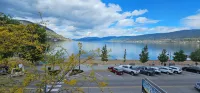 Okanagan Lakefront Resort - motel