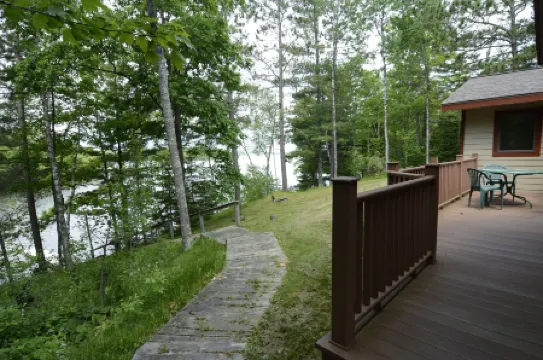 Sunset on the Bay 3 Bedroom Hotel Room by RedAwning