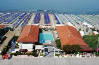 Hotel Piccadilly Hotels in Camaiore
