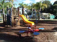 Batemans Bay Holiday Park & Hostel Hotel di Batemans Bay