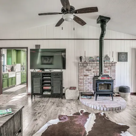 Mountain Home Near Yosemite w/ Well-Being Retreat!
