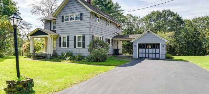 Rustic Bainbridge Retreat w/ Spacious Yard! Hôtels à&nbsp;: Comte de Chenango
