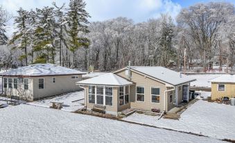 Montello Cabin on Buffalo Lake w/ Dock & Fire Pit!
