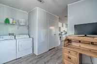 5 Mi to Homosassa Springs Park: Home w/ Yard!