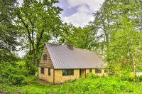 Peaceful + Elegant Cottage w/ Riverside View
