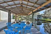 St Johns River Canal Home w/ Grill! - 3-Sterne