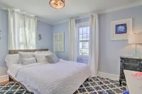 Chincoteague Island Cottage ~ 2 Mi to Beaches - Landsted