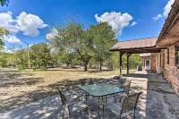 Lovely 'Anna Fink House' w/ Patio & Fire Pit - 3-Star