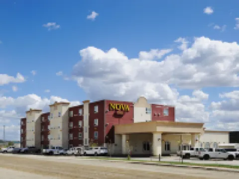 Nova Inn Peace River Hotels in Peace River