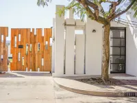 Modern House in Yautepec l Pool & Garden Hotels in Yautepec