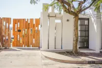 Modern House in Yautepec l Pool & Garden Hoteles en 