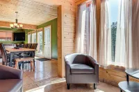 8 Mi to Staunton State Park Mtn-View Hideaway! - Wifi