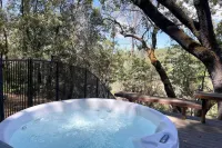 鬱鬱葱葱的山景與山河景色的美景美景！ - 鄉村度假屋