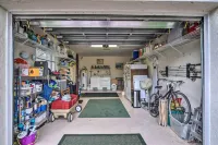Spacious Naples Home < 1 Mi to Vanderbilt Beach! - Wi-Fi