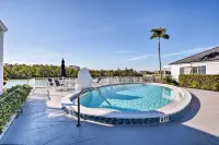 Waterfront Marco Island Retreat w/ Shared Docks - Homestays
