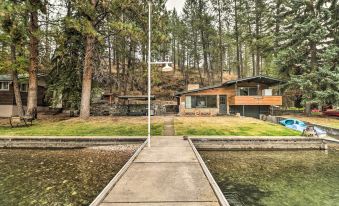 Flathead Lake Waterfront Cabin w/ Dock & Kayaks