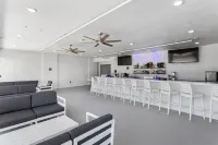 Treasure Island Ocean Club - bar