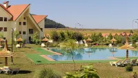 Farah Inn Ifrane - piscine