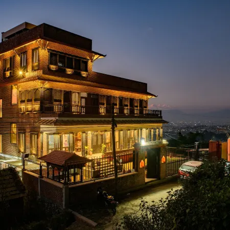 Purna's Museum Resort