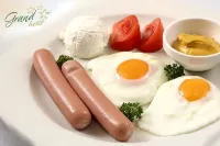 Hotel Grand - breakfast