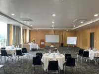 Finn's Weaver Resort, Kaziranga Hotels in Golaghat