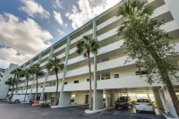 Coastal Marco Island Condo w/ Club Amenities! - Apartemen