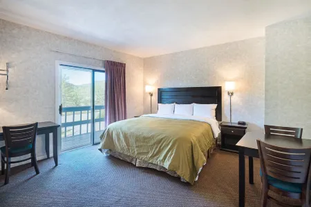 Econo Lodge Lee - Great Barrington