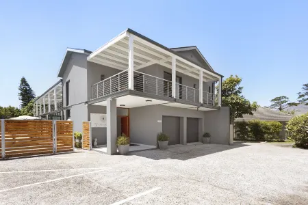 麗斯莫 2 號旅館