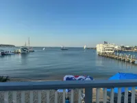 Vineyard Harbor Motel - Private Beach - Havudsigt