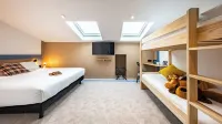 Greet Hotel Massieux Lyon Nord Hotels in Monthieux