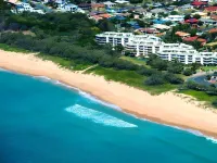 Surfside on the Beach Hotels in Buddina
