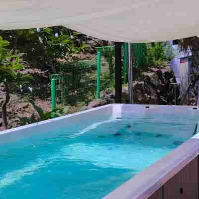 Jeju Sky Castle Pool Villa Fitness & Recreational Facilities