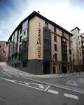 Hotel Sirimiri - 3-Star