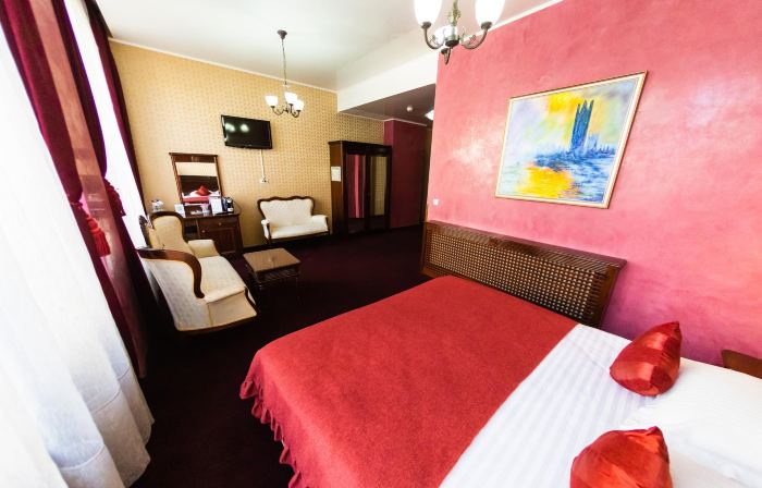 Daily Plaza Hotel