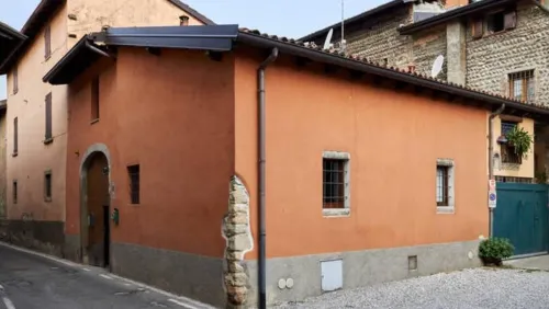Bergamo Town elegant apartment near airport