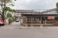 Urbanview Hotel Anggrek Puncak by RedDoorz Hotel di Cipanas