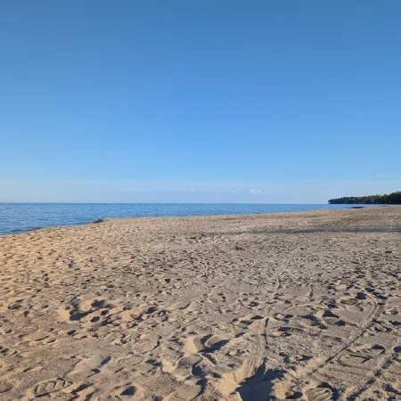 Lake Huron Retreat • Sandy Private Lake Huron Beach • Pet Friendly