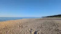 Lakefront Retreat: Escape to a SANDY Pet Friendly private Lake Huron Beach!