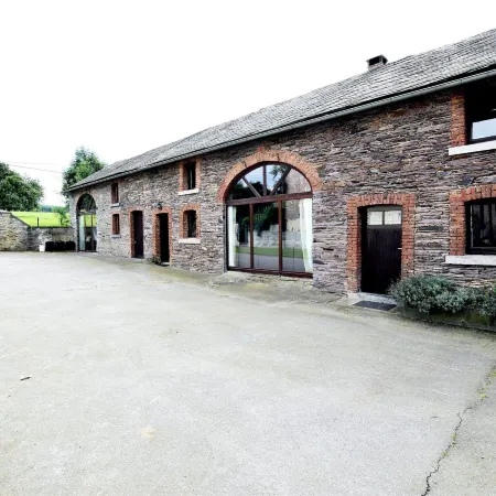 Lierneux Hillside Home