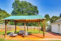Home w/ Private Yard - Walk to Swamp Rabbit Trail - 3-Star