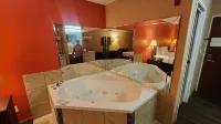 Capital O Fairway Inn - Baytown la Porte TX Hotels in La Porte