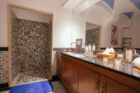 San Michele Hotel & Spa فنادق في Serrara Fontana