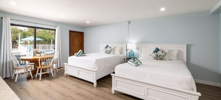 Rock Reef Resort Hotels in Monroe County