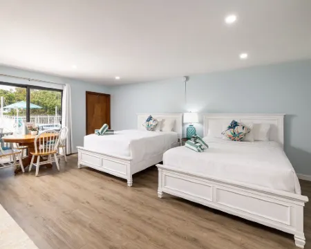 Rock Reef Resort Hotels in Key Largo