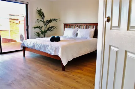 Vista Victor Harbor Beachfront Apartment No 4 Отели рядом с достопримечательностью «Encounter Coast Discovery Centre»