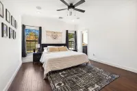 Beaver Lake Getaway  3BR w/ Hot Tub, Fire Pit & Boat Parking!