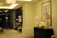 M Hotel Express Managed by East Season Hotel di Klasabi